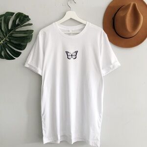 NEW Monarch Butterfly Grapphic Tee shirt Top